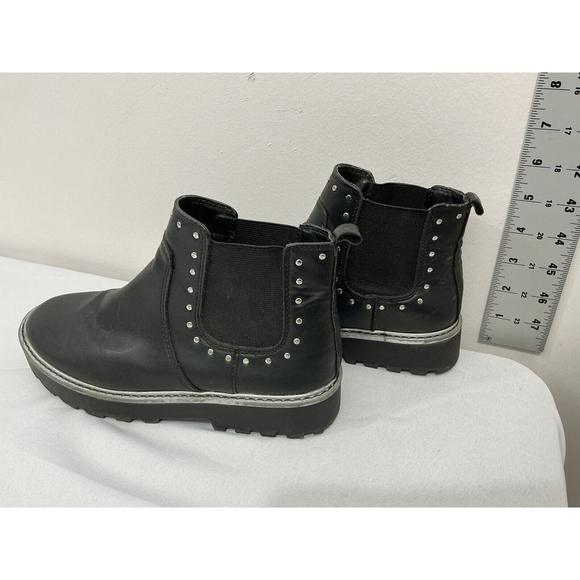 Girls Wonder Nation 4 Pull On Black Studded Chunky Heel Bootie - Picture 4 of 10